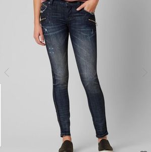 NWT Rock Revival Moto Cladell Skinny Stretch Low